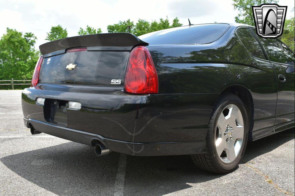 used 2007 Chevrolet Monte Carlo car, priced at $16,000