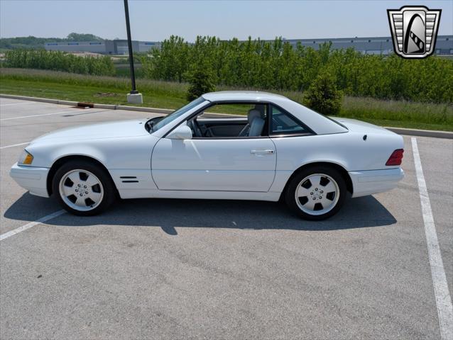 used 2000 Mercedes-Benz SL-Class car, priced at $22,000