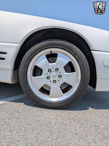 used 2000 Mercedes-Benz SL-Class car, priced at $22,000