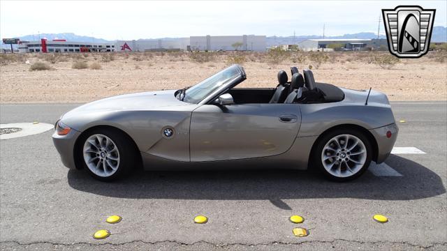 used 2003 BMW Z4 car, priced at $10,000