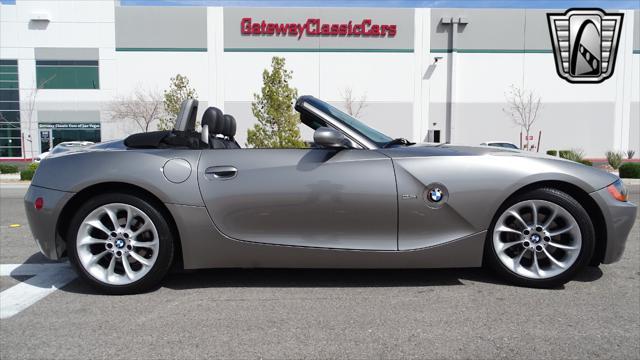 used 2003 BMW Z4 car, priced at $10,000