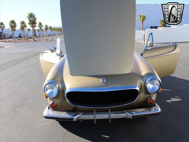 used 1972 Volvo 1800 car, priced at $19,000