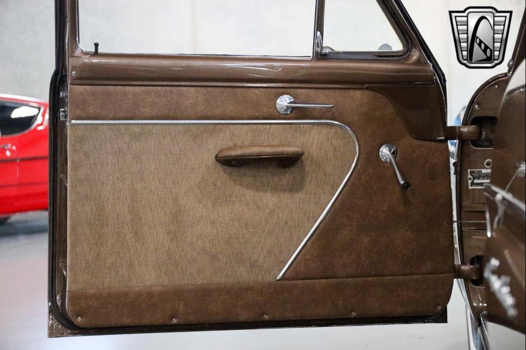 used 1954 Ford Crestline car, priced at $32,000