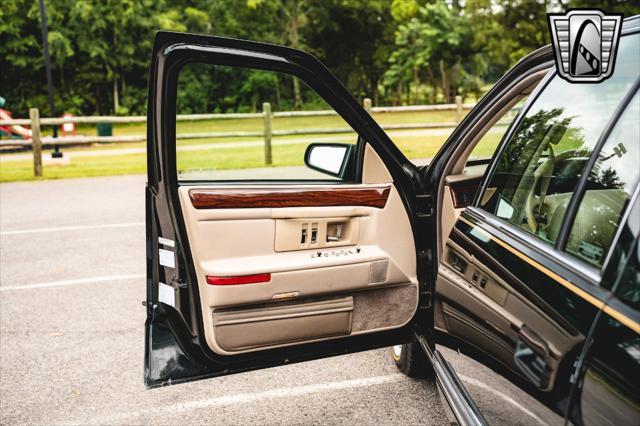 used 1994 Cadillac DeVille car, priced at $12,500