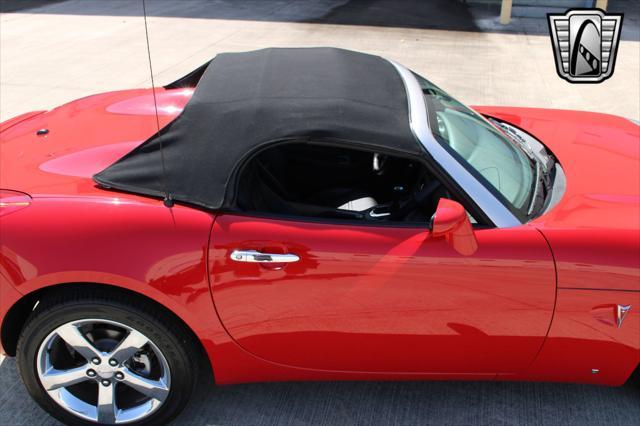 used 2007 Pontiac Solstice car, priced at $25,000