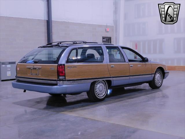 used 1995 Buick Roadmaster car, priced at $22,500