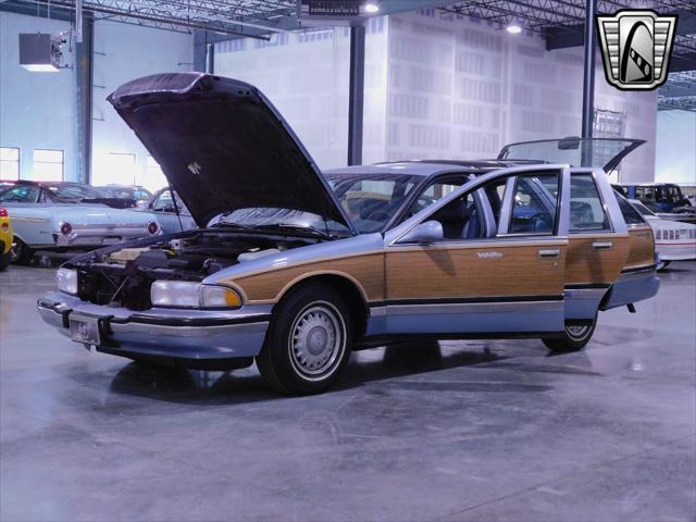 used 1995 Buick Roadmaster car, priced at $22,500