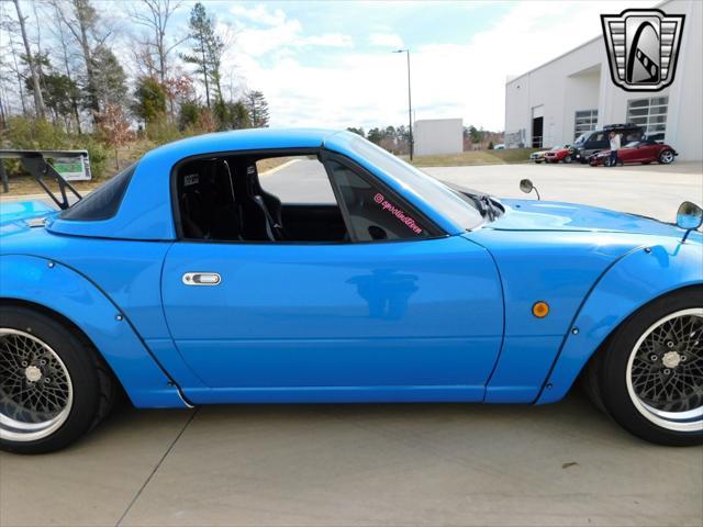 used 1993 Mazda MX-5 Miata car, priced at $27,000