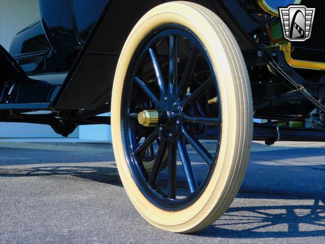 used 1914 Ford Model T car, priced at $29,000