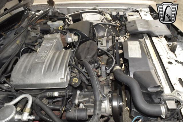 used 1989 Ford Crown Victoria car, priced at $13,000
