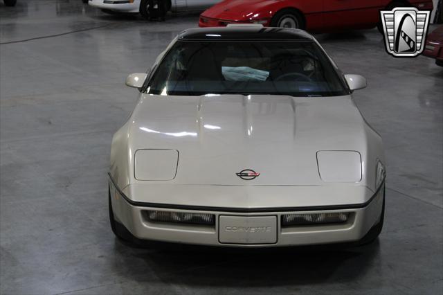 used 1986 Chevrolet Corvette car, priced at $6,000