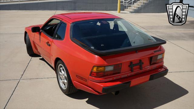 used 1988 Porsche 944 car, priced at $13,000
