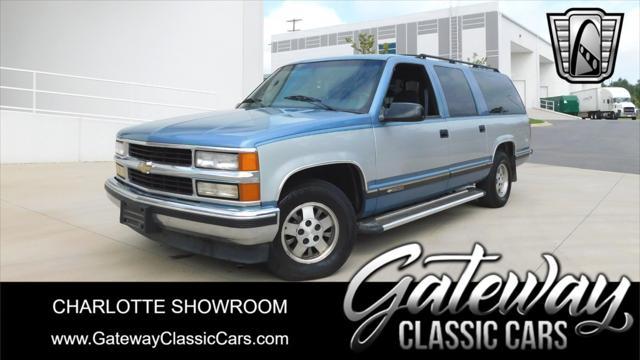 used 1995 Chevrolet Suburban car, priced at $16,500