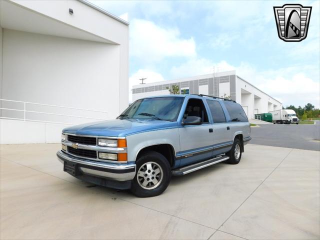 used 1995 Chevrolet Suburban car, priced at $16,500