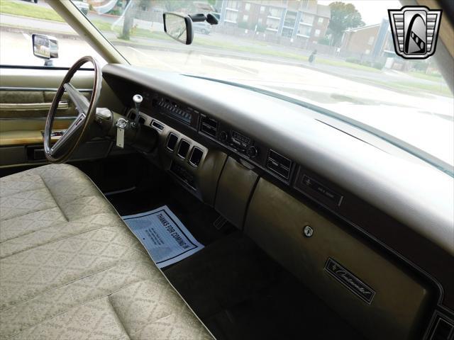 used 1972 Lincoln Continental car, priced at $20,000