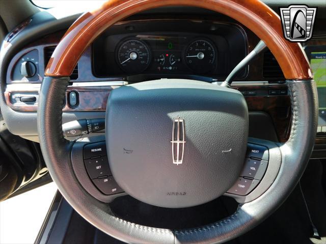 used 2011 Lincoln Town Car car, priced at $25,000