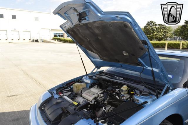 used 1990 Buick Reatta car, priced at $9,000