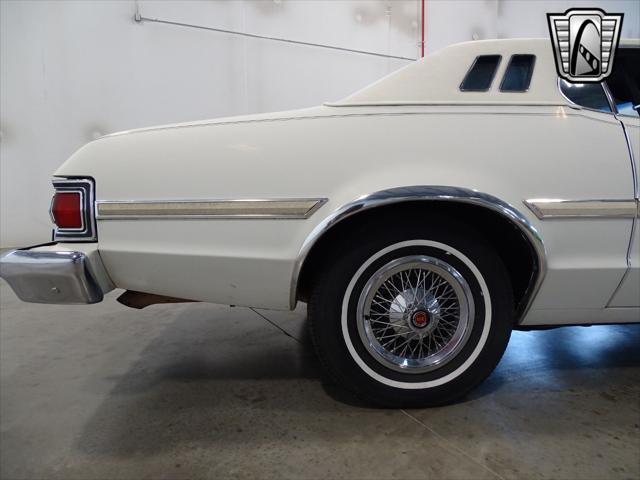 used 1975 Ford Elite car, priced at $11,000