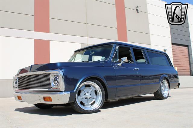 used 1969 Chevrolet Suburban car, priced at $46,000