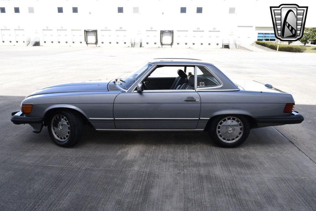 used 1988 Mercedes-Benz 560SL car, priced at $11,500