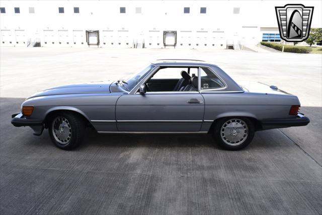 used 1988 Mercedes-Benz 560SL car, priced at $15,000