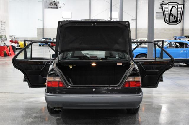 used 1994 Mercedes-Benz E-Class car, priced at $10,000