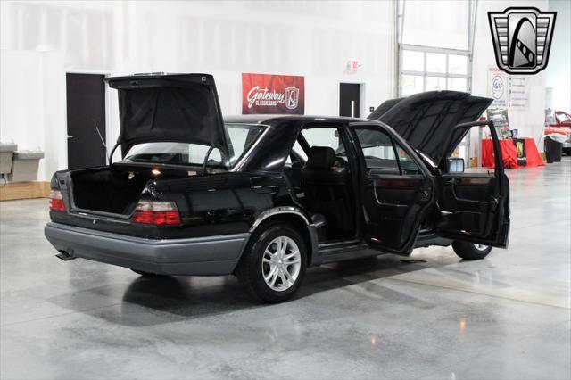 used 1994 Mercedes-Benz E-Class car, priced at $10,000
