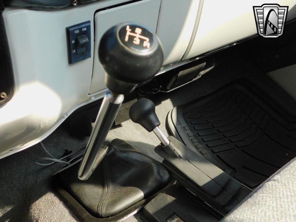 used 1987 Chevrolet V10 car, priced at $27,000