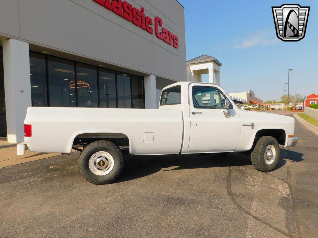 used 1987 Chevrolet V10 car, priced at $27,000