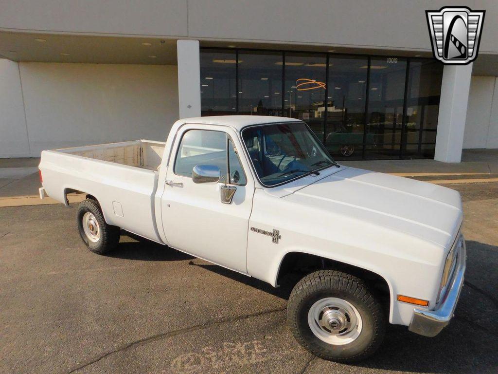 used 1987 Chevrolet V10 car, priced at $27,000