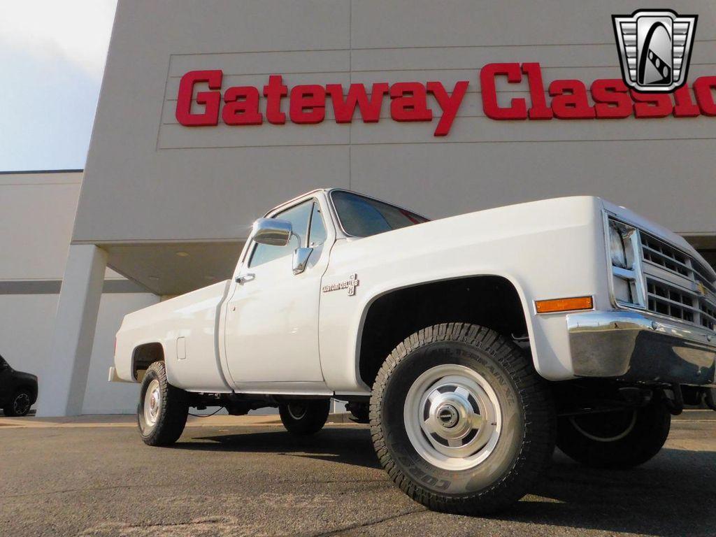 used 1987 Chevrolet V10 car, priced at $27,000