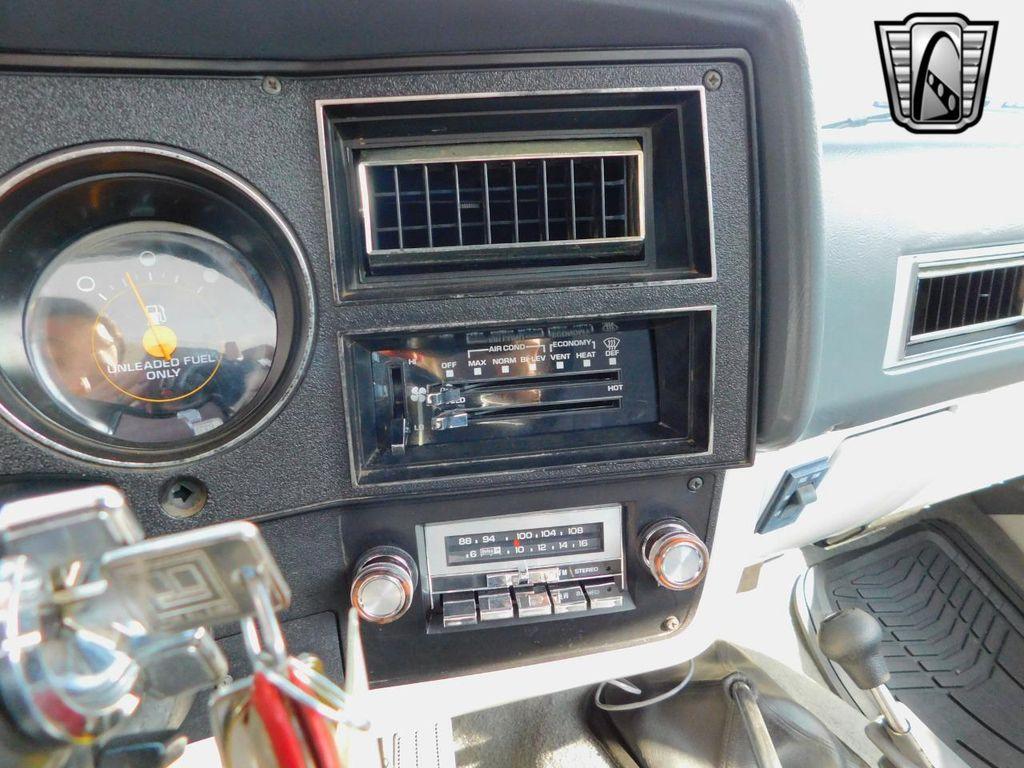 used 1987 Chevrolet V10 car, priced at $27,000