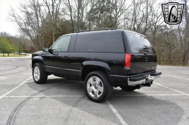 used 1998 Chevrolet Tahoe car, priced at $40,000