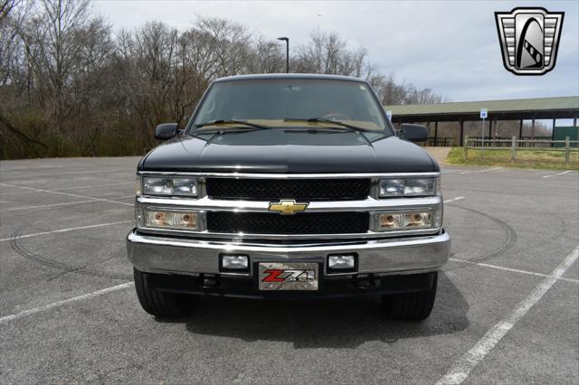 used 1998 Chevrolet Tahoe car, priced at $40,000