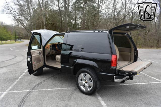 used 1998 Chevrolet Tahoe car, priced at $40,000