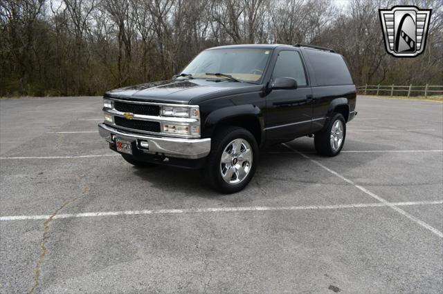used 1998 Chevrolet Tahoe car, priced at $40,000