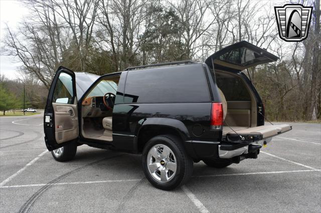 used 1998 Chevrolet Tahoe car, priced at $40,000
