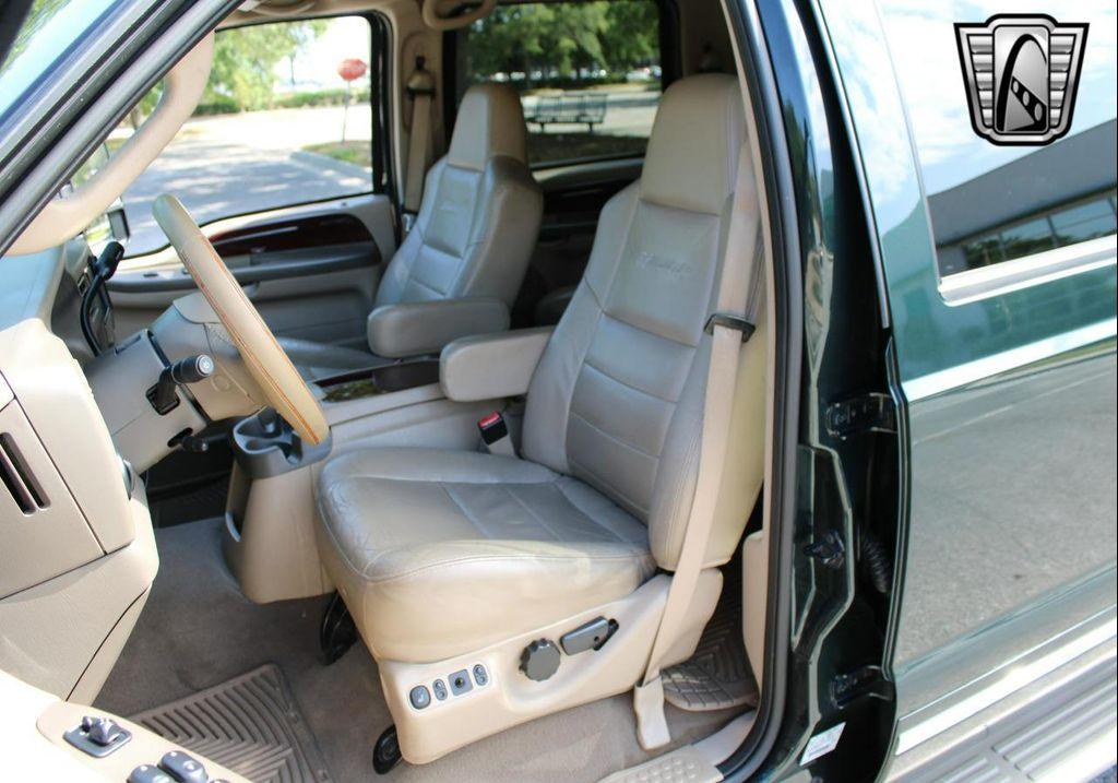 used 2003 Ford Excursion car, priced at $32,000