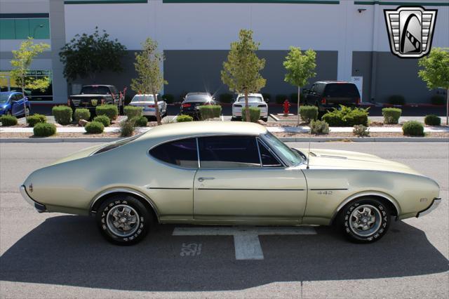 used 1968 Oldsmobile 442 car, priced at $40,000