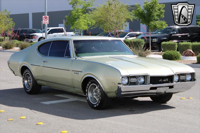 used 1968 Oldsmobile 442 car, priced at $40,000