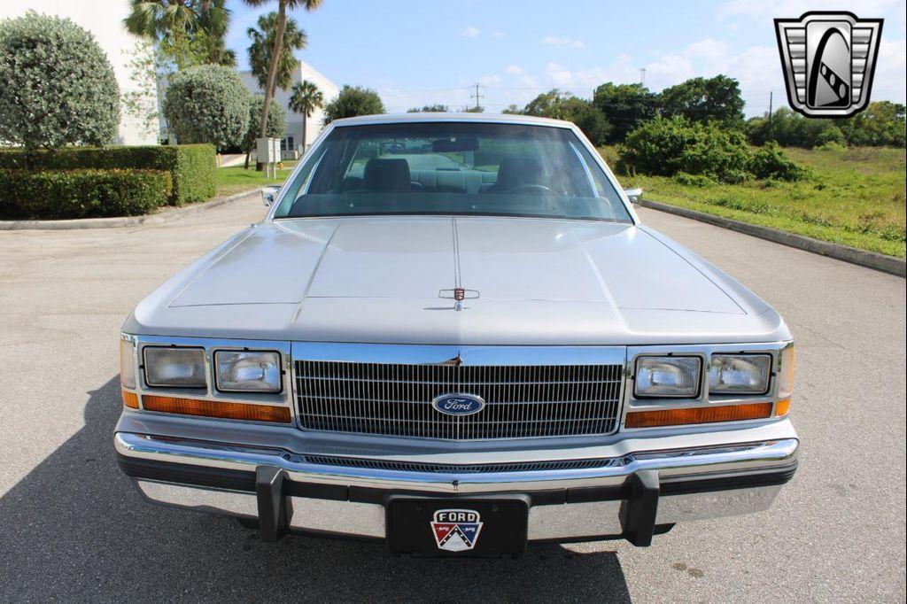 used 1988 Ford Crown Victoria car, priced at $19,000