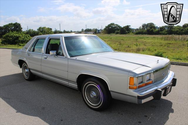 used 1988 Ford Crown Victoria car, priced at $20,000