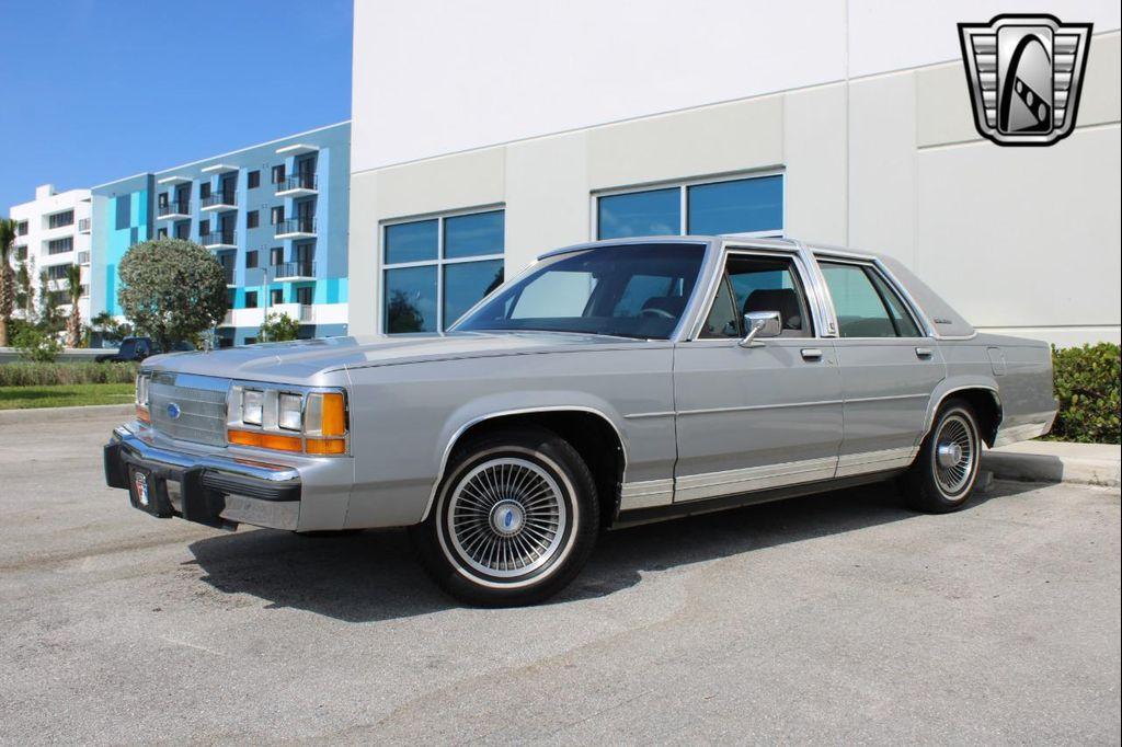 used 1988 Ford Crown Victoria car, priced at $19,000