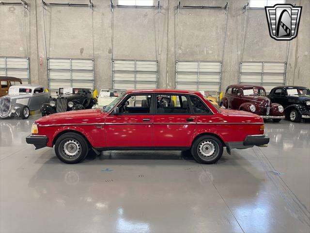 used 1992 Volvo 240 car, priced at $17,000