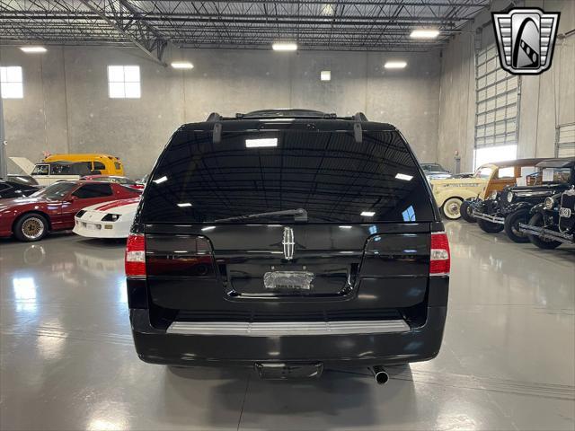 used 2008 Lincoln Navigator car, priced at $16,500