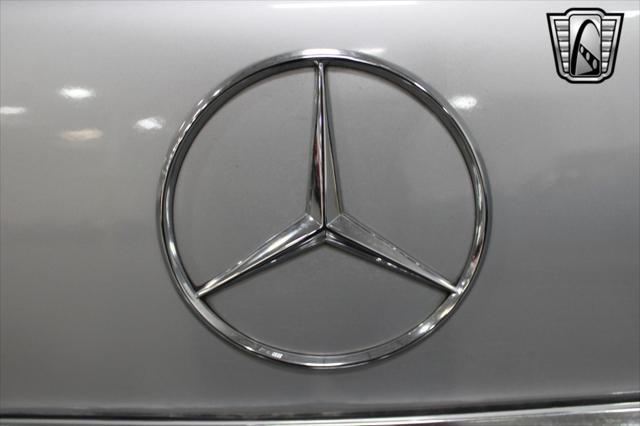 used 1986 Mercedes-Benz S-Class car, priced at $12,500