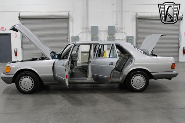 used 1986 Mercedes-Benz S-Class car, priced at $12,500