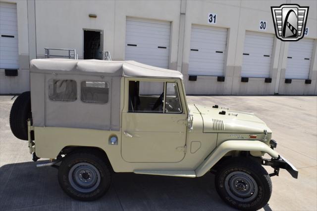 used 1970 Toyota Land Cruiser car, priced at $53,000