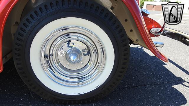 used 1932 Ford Roadster car, priced at $108,000