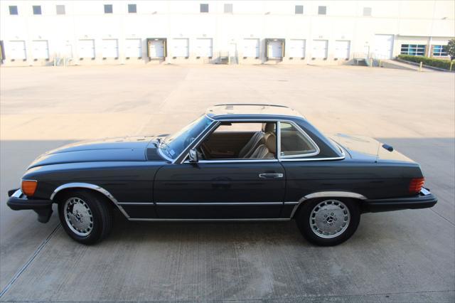 used 1988 Mercedes-Benz 560SL car, priced at $39,000